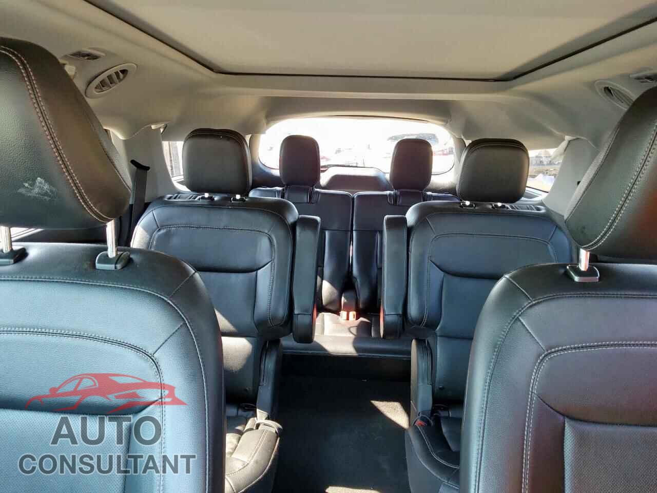 FORD EXPLORER 2022 - 1FMSK7FH5NGA62013