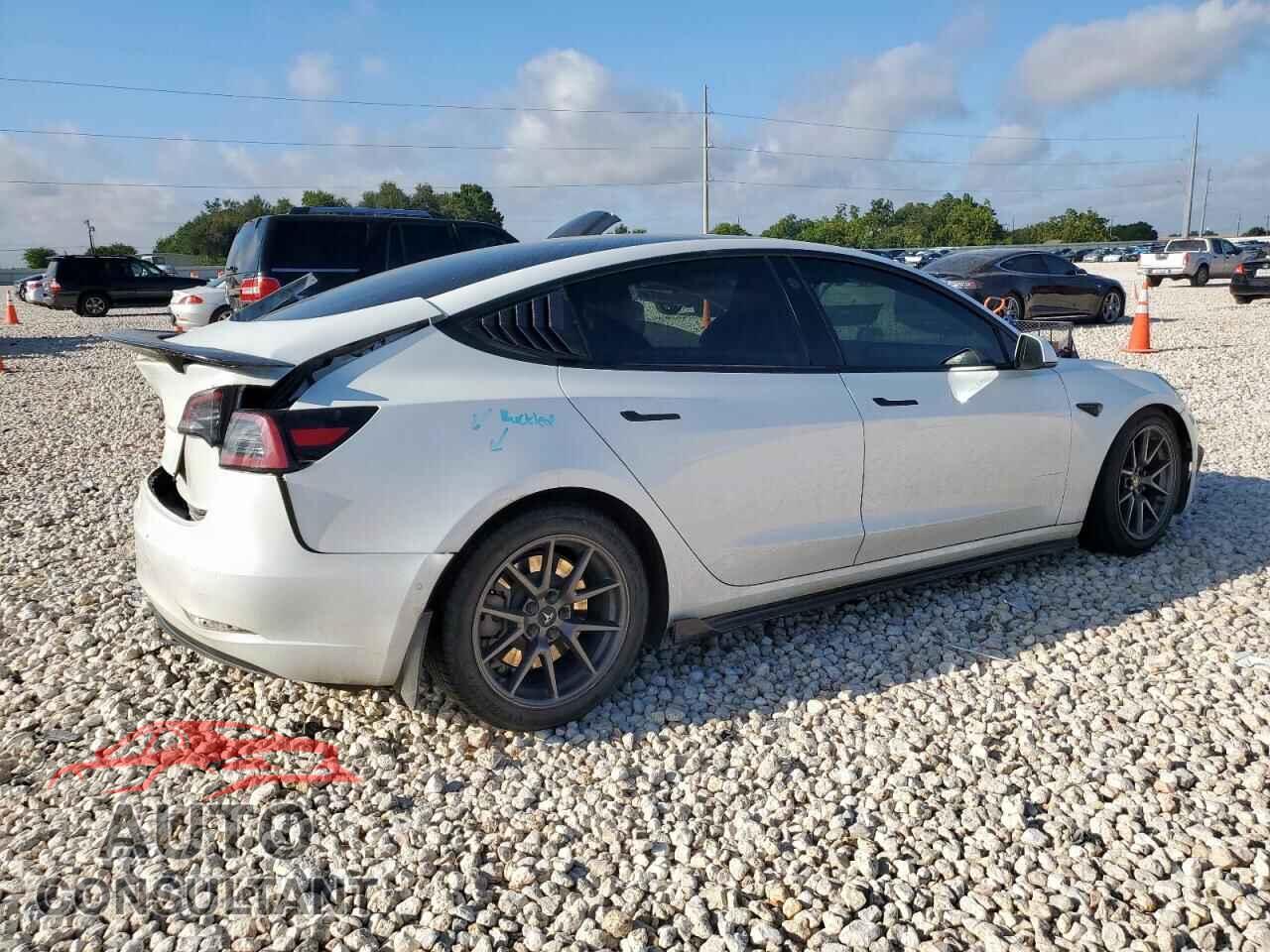 TESLA MODEL 3 2021 - 5YJ3E1EA4MF908612