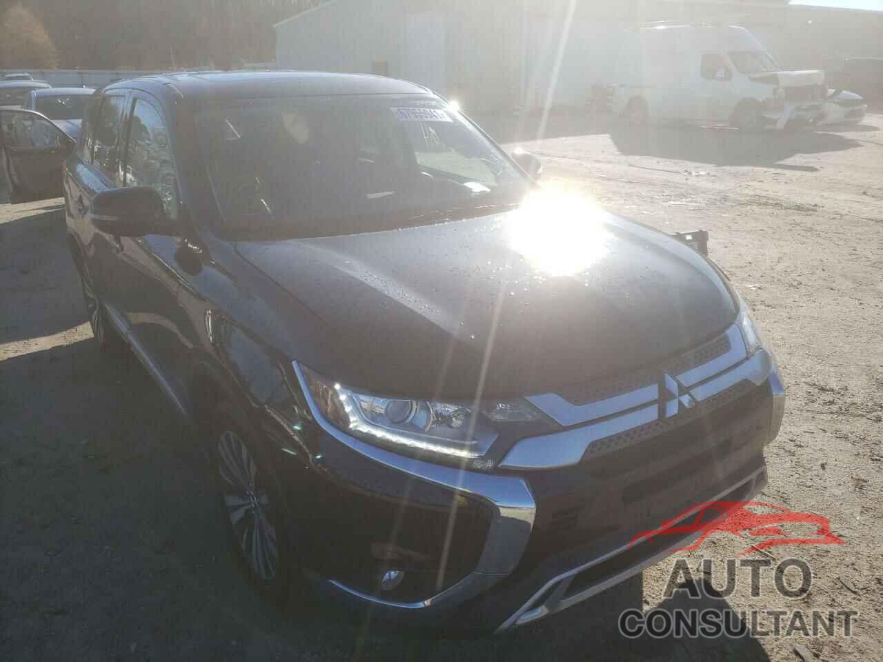 MITSUBISHI OUTLANDER 2019 - JA4AD3A35KZ016612