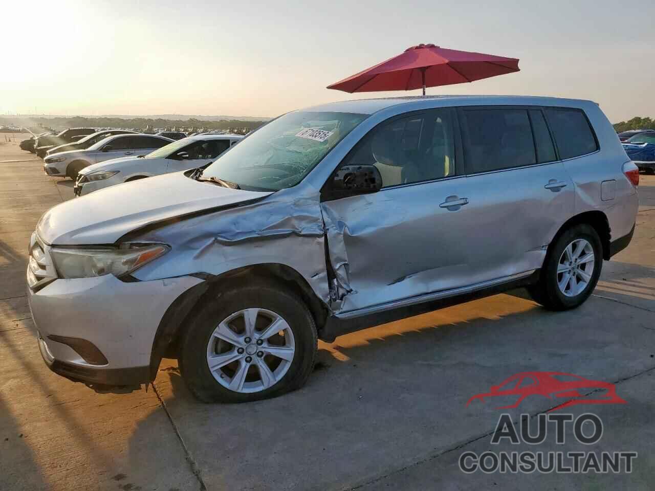 TOYOTA HIGHLANDER 2013 - 5TDZA3EHXDS037175