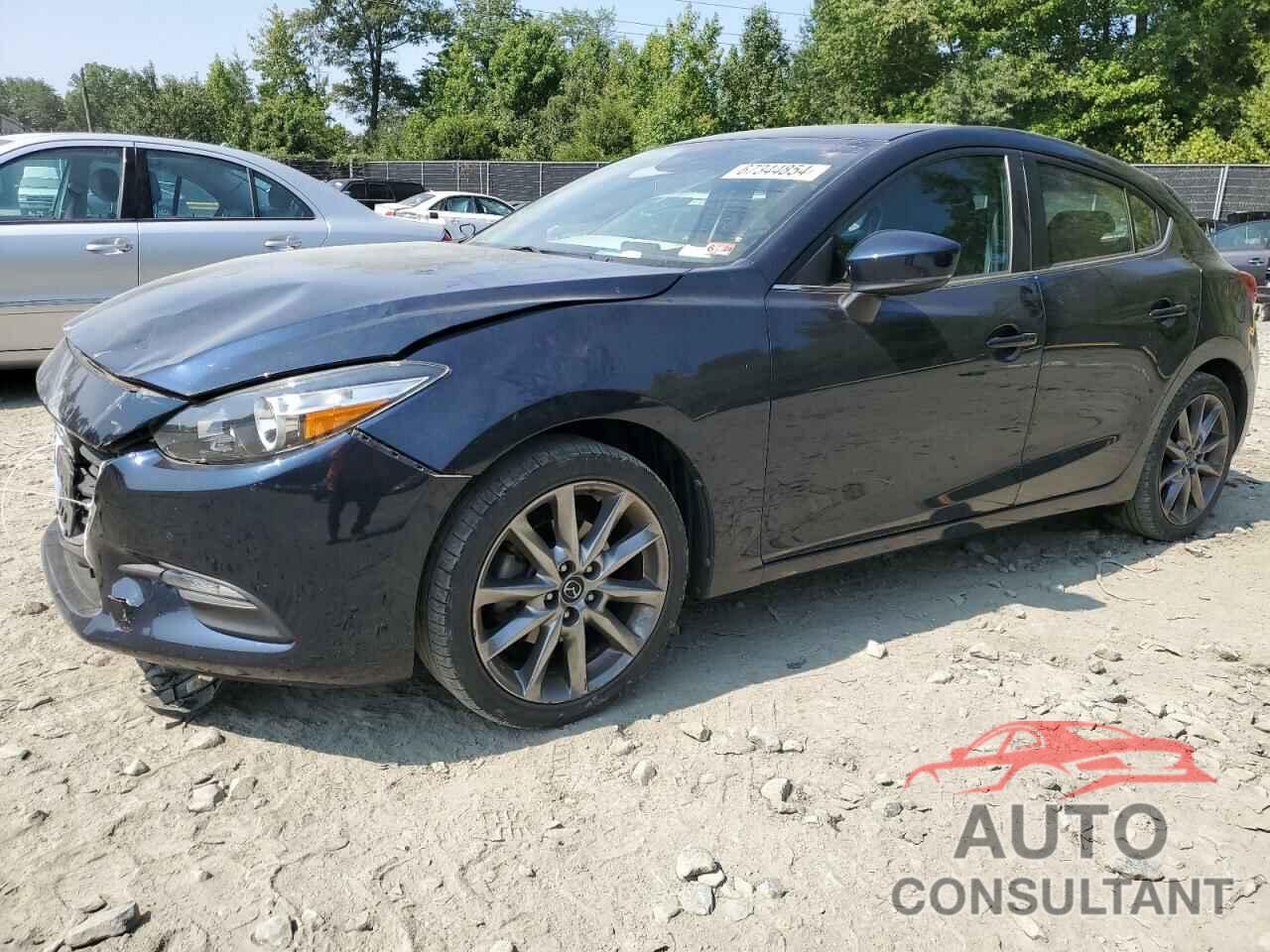 MAZDA 3 2018 - 3MZBN1L30JM198760