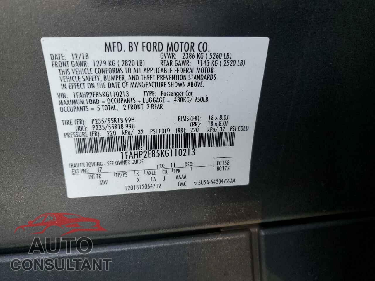 FORD TAURUS 2019 - 1FAHP2E85KG110213