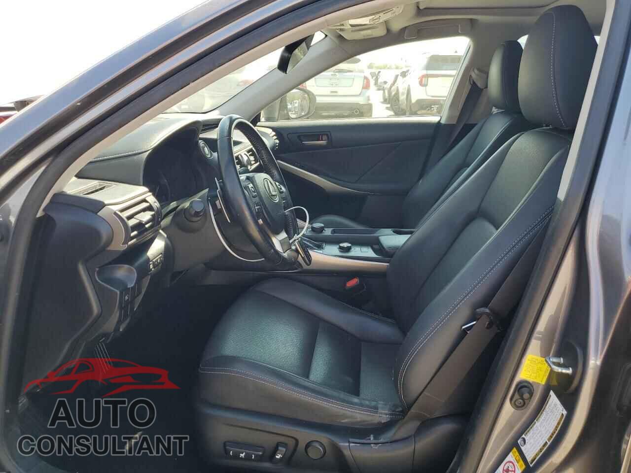 LEXUS IS 2017 - JTHBA1D29H5055194