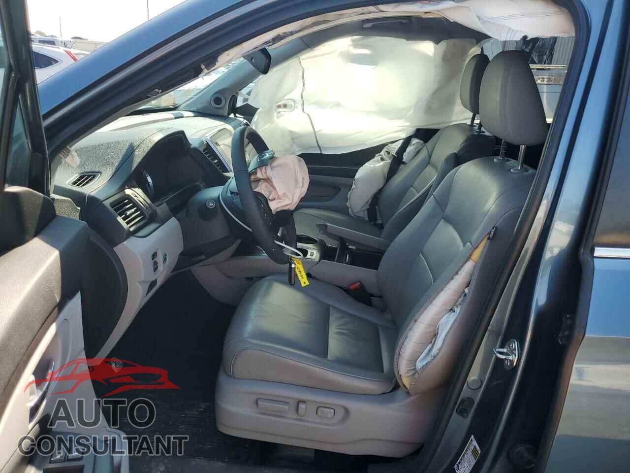 HONDA PILOT 2017 - 5FNYF5H58HB041794