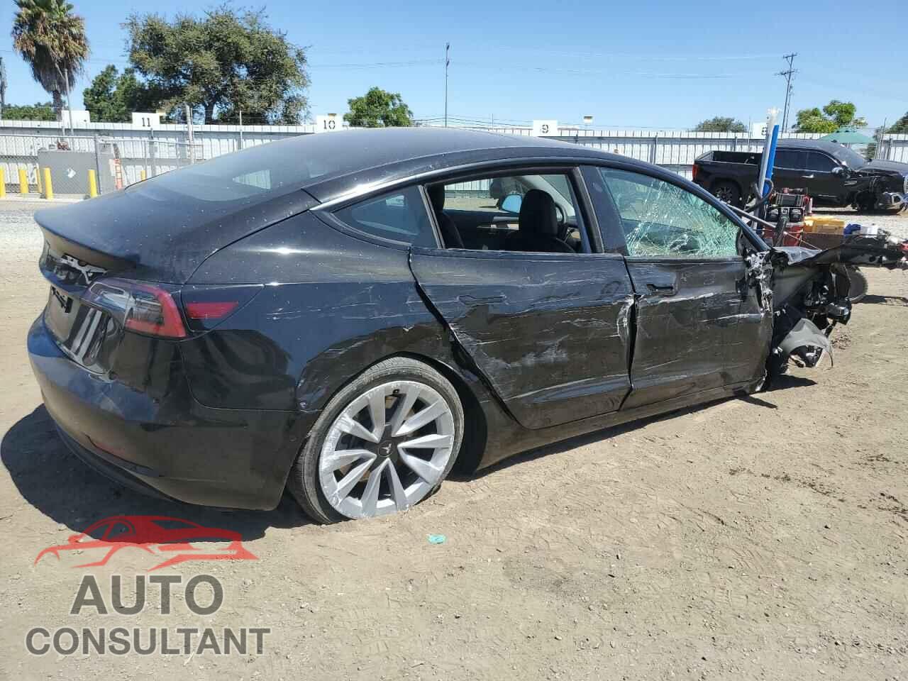 TESLA MODEL 3 2022 - 5YJ3E1EA8NF188653