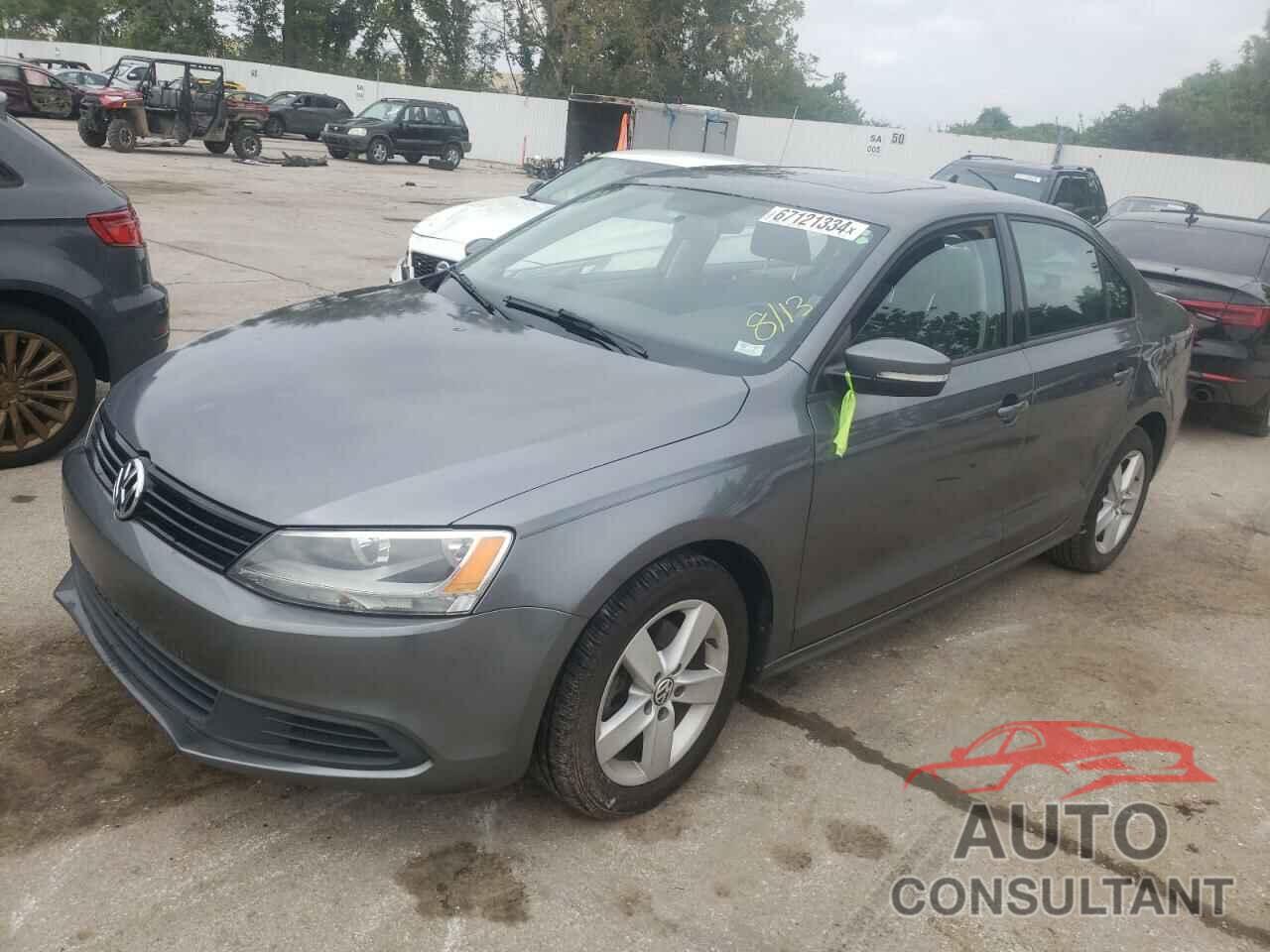 VOLKSWAGEN JETTA 2012 - 3VWLL7AJ7CM348400