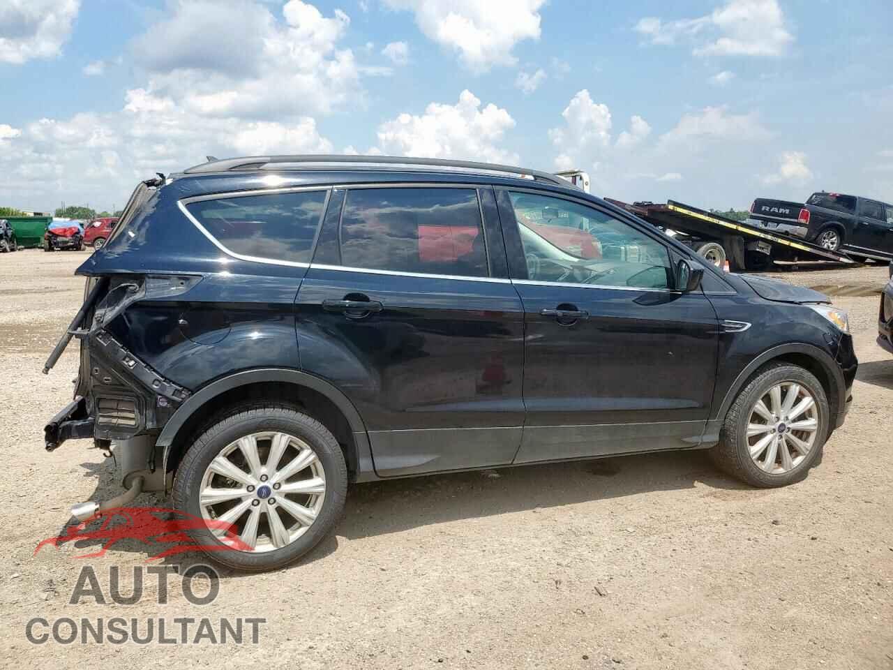 FORD ESCAPE 2019 - 1FMCU9HD7KUC47925