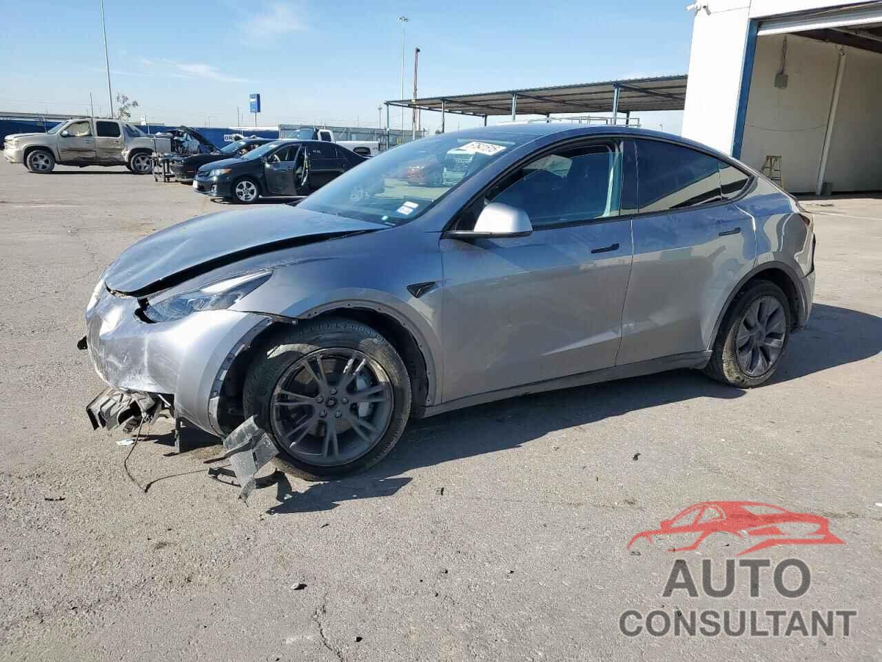 TESLA MODEL Y 2024 - 7SAYGAEE6RF099983