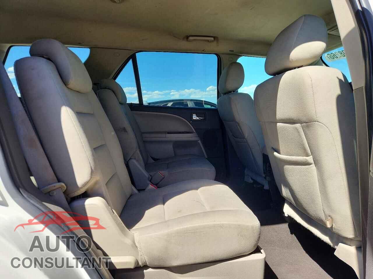 FORD TAURUS 2009 - 1FMDK02W19GA01445