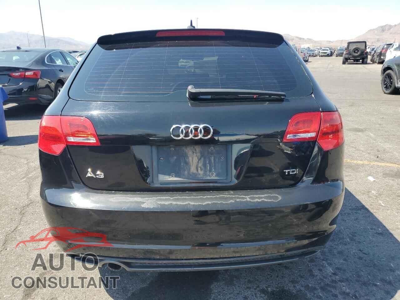 AUDI A3 2011 - WAUBJBFM5BA072348