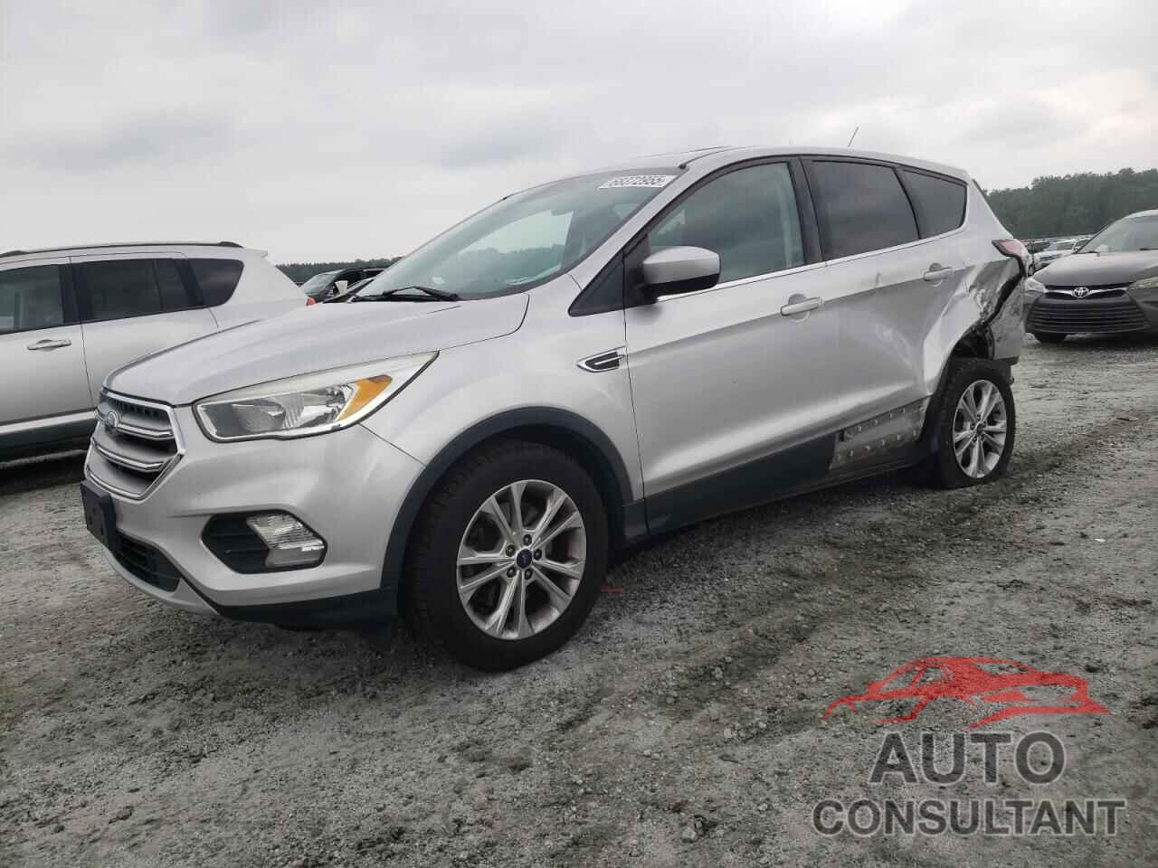 FORD ESCAPE 2017 - 1FMCU9GDXHUC06005