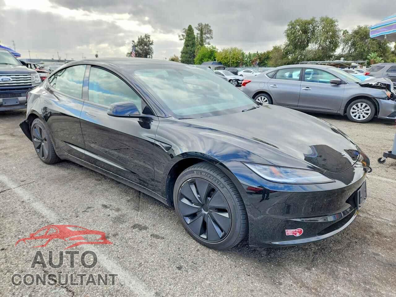 TESLA MODEL 3 2024 - 5YJ3E1EB5RF809393