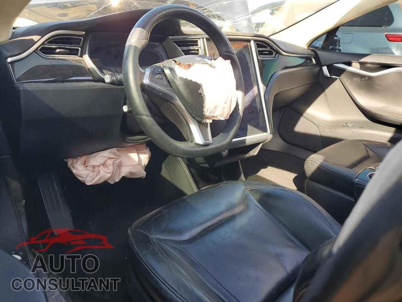 TESLA MODEL S 2015 - 5YJSA1E23FF109486