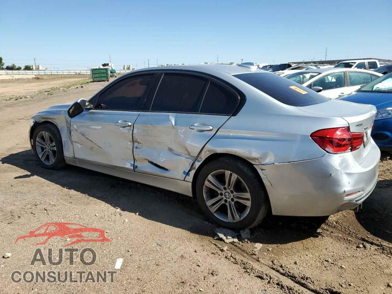 BMW 3 SERIES 2016 - WBA8E3G51GNU04877