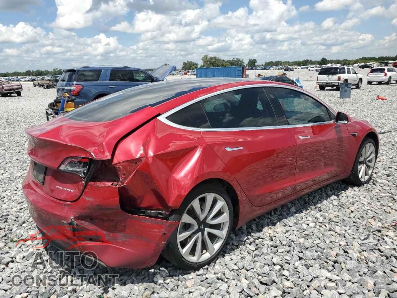 TESLA MODEL 3 2019 - 5YJ3E1EB8KF453754