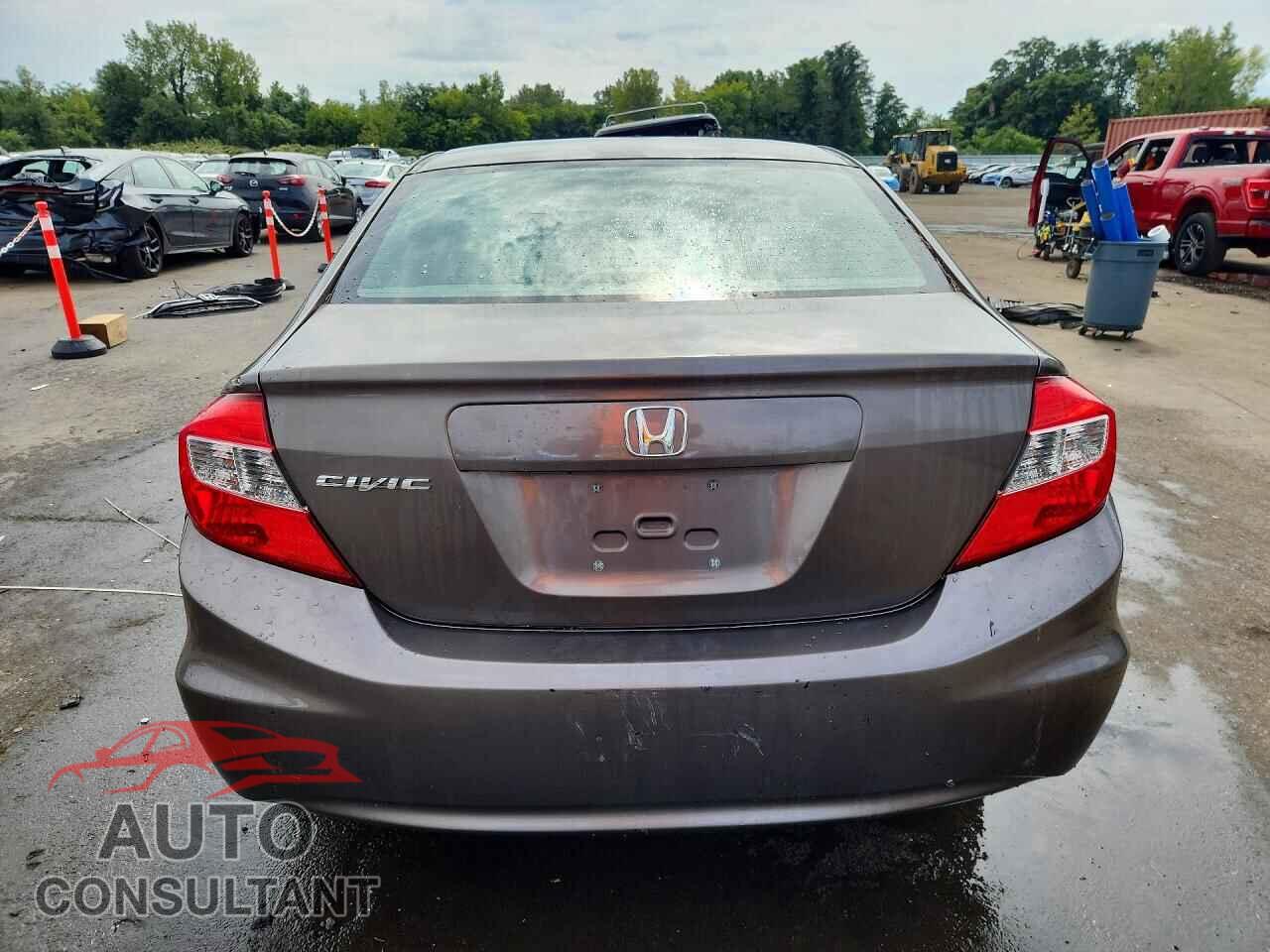 HONDA CIVIC 2012 - 2HGFB2F51CH537383