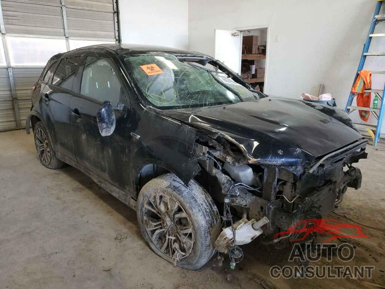 MITSUBISHI OUTLANDER 2019 - JA4AR3AU4KU032761