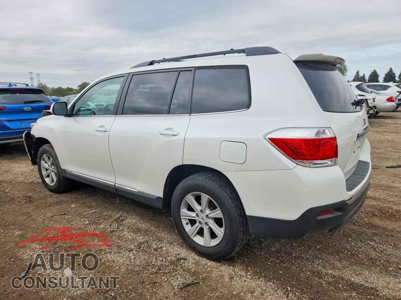 TOYOTA HIGHLANDER 2013 - 5TDBK3EH8DS212067