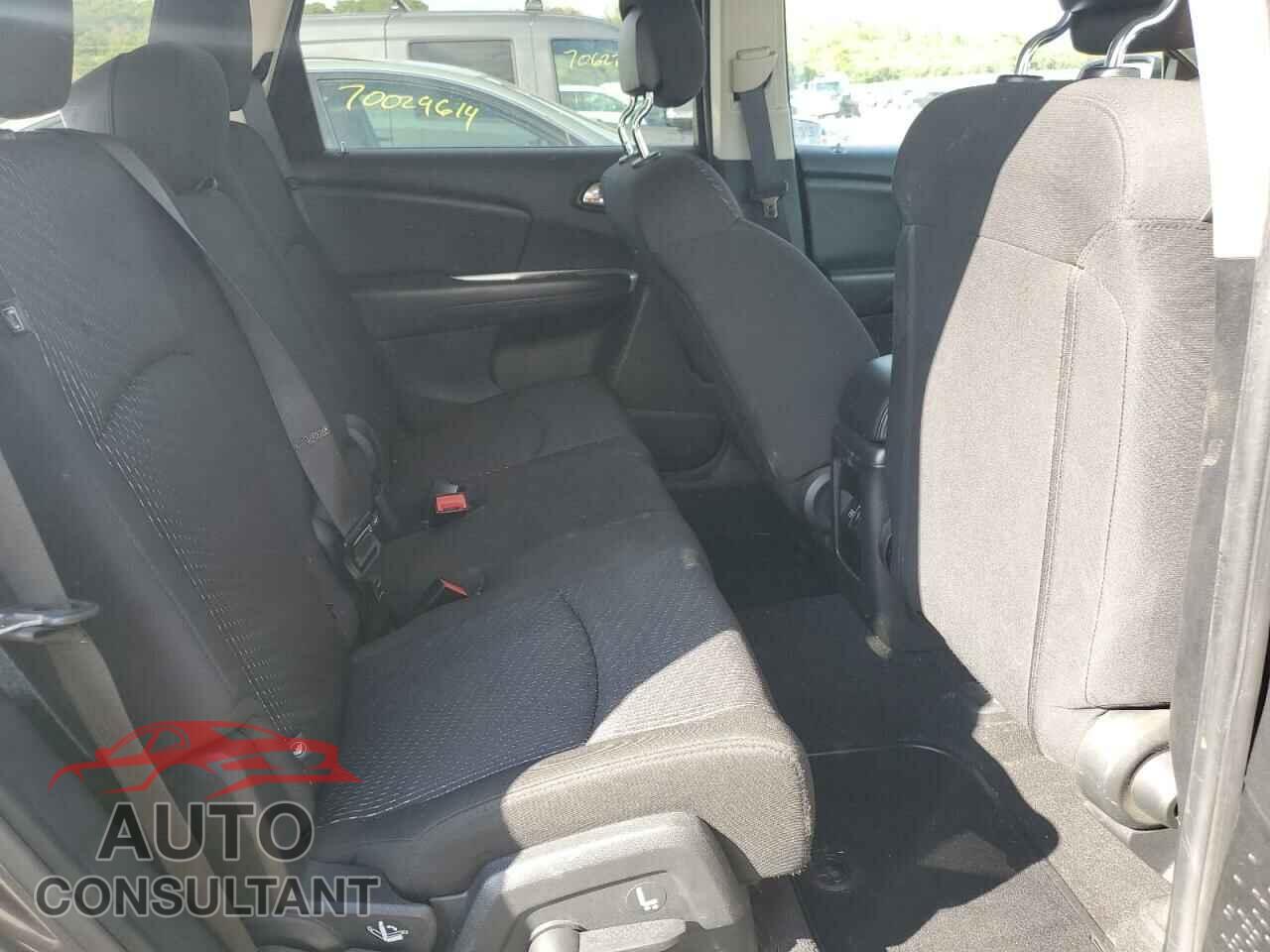 DODGE JOURNEY 2017 - 3C4PDCBB1HT511881