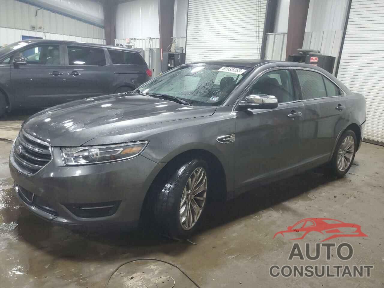 FORD TAURUS 2018 - 1FAHP2F83JG129906