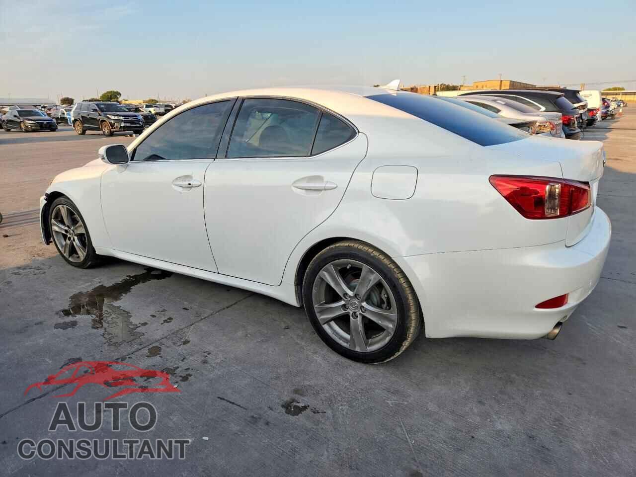 LEXUS IS 2011 - JTHBF5C24B5153373