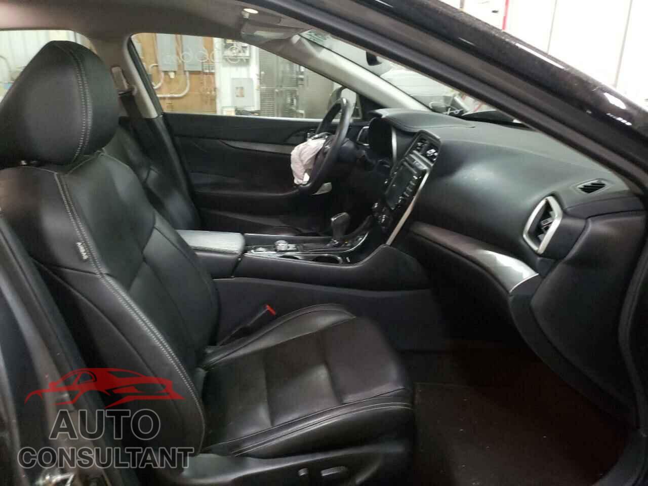 NISSAN MAXIMA 2018 - 1N4AA6AP5JC384251