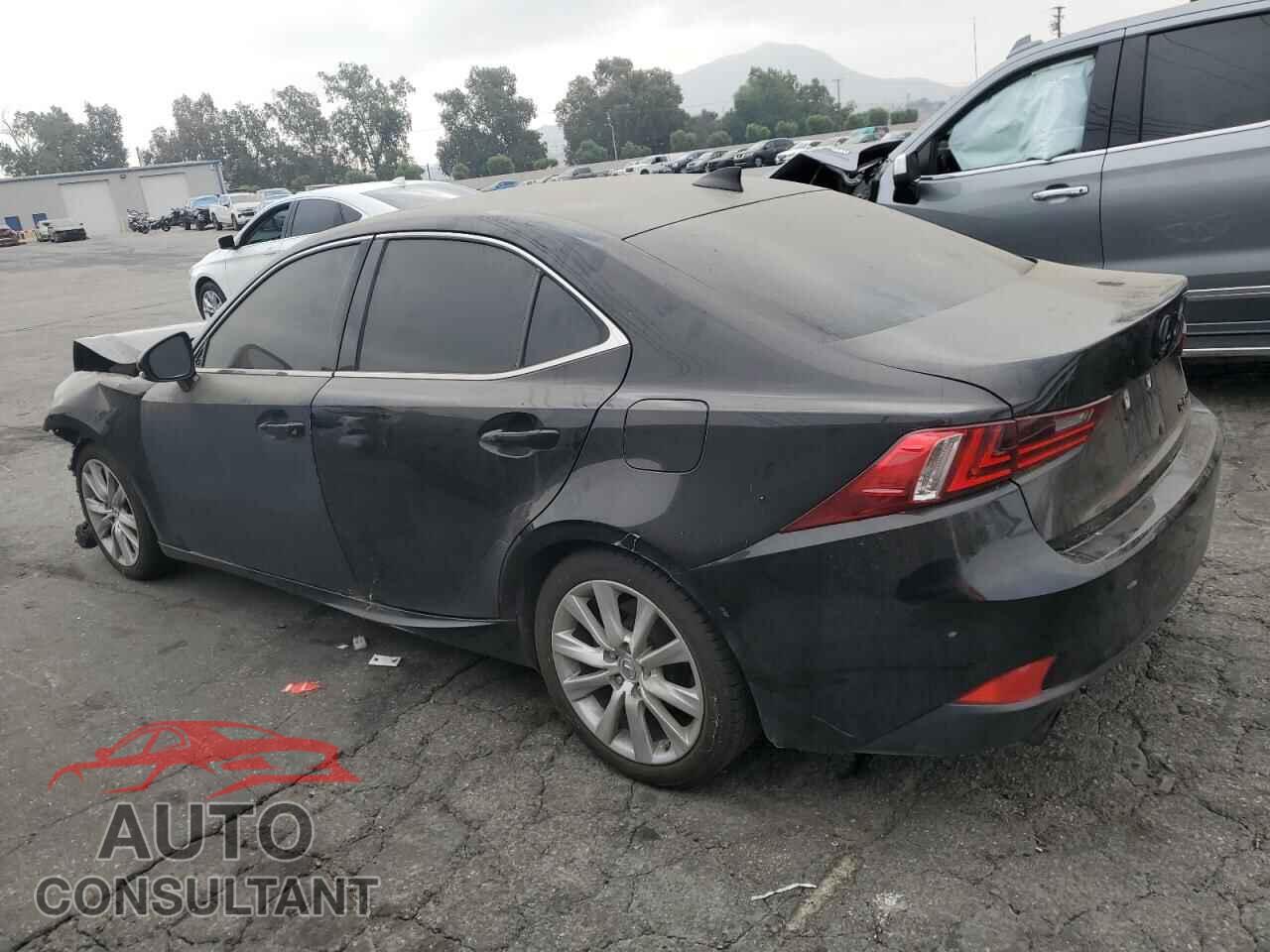 LEXUS IS 2015 - JTHBF1D20F5079611