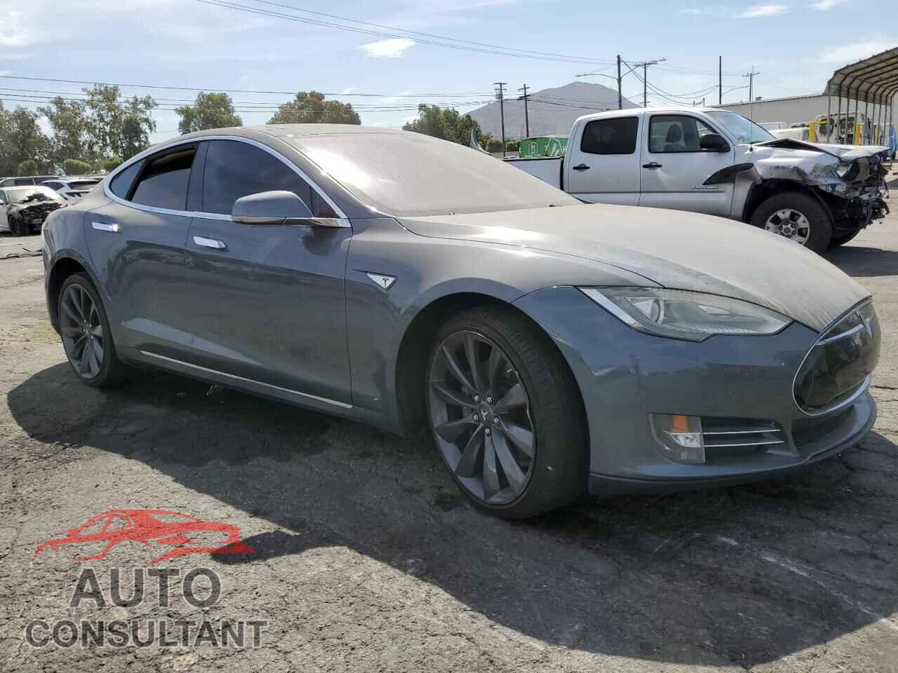 TESLA MODEL S 2013 - 5YJSA1CP9DFP22630
