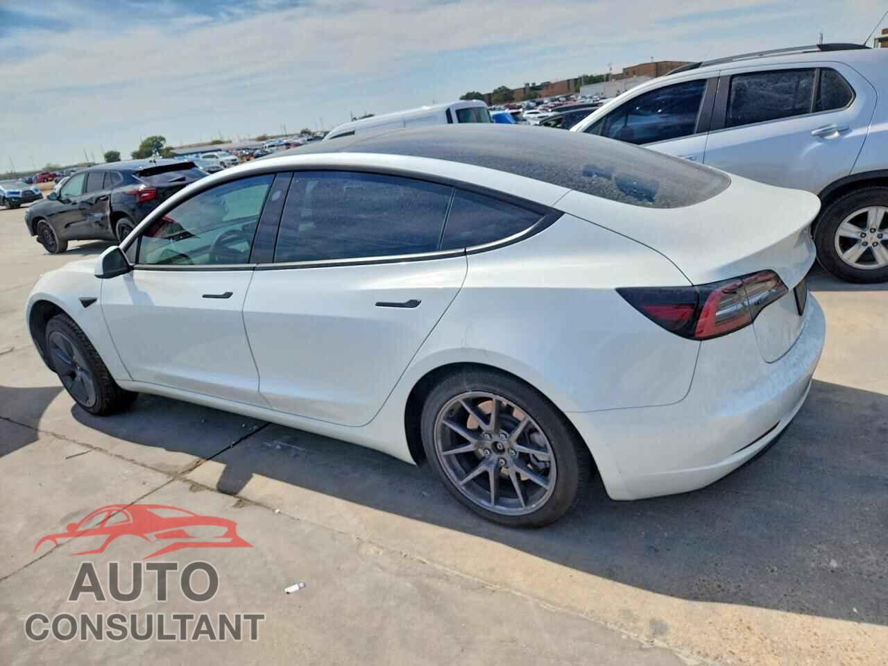 TESLA MODEL 3 2023 - 5YJ3E1EA7PF402597