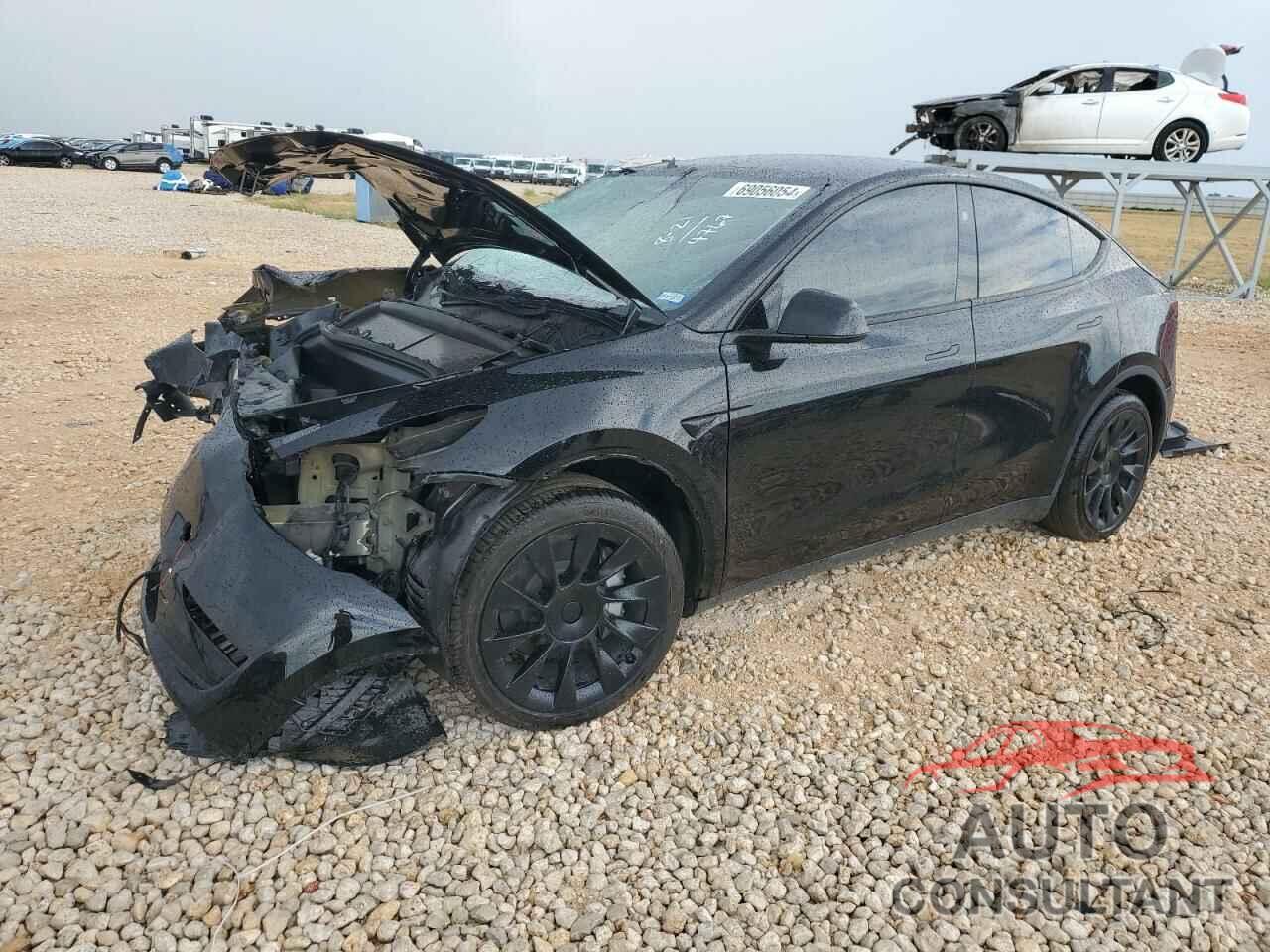 TESLA MODEL Y 2024 - 7SAYGAEE4RF064035