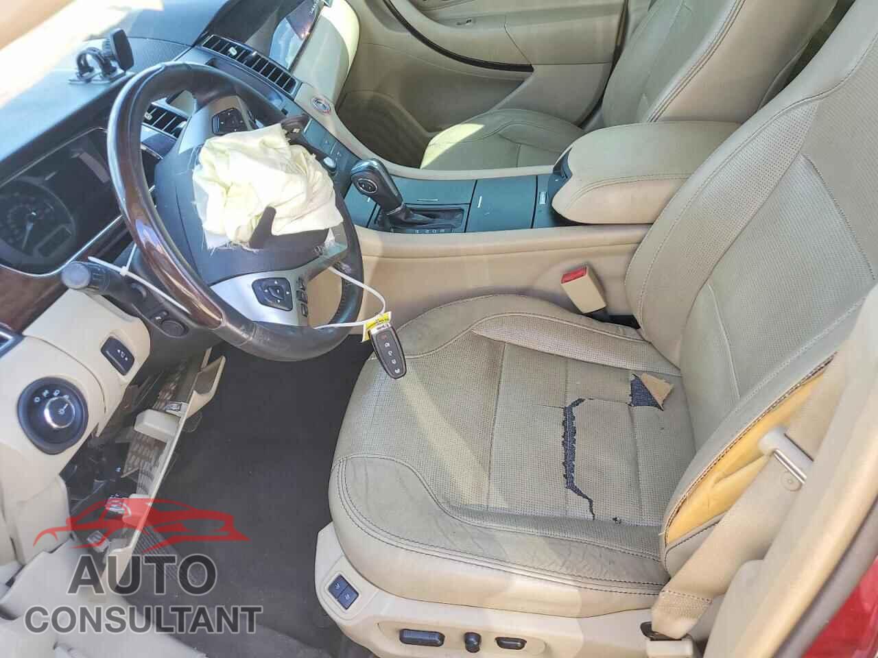 FORD TAURUS 2015 - 1FAHP2F82FG102655