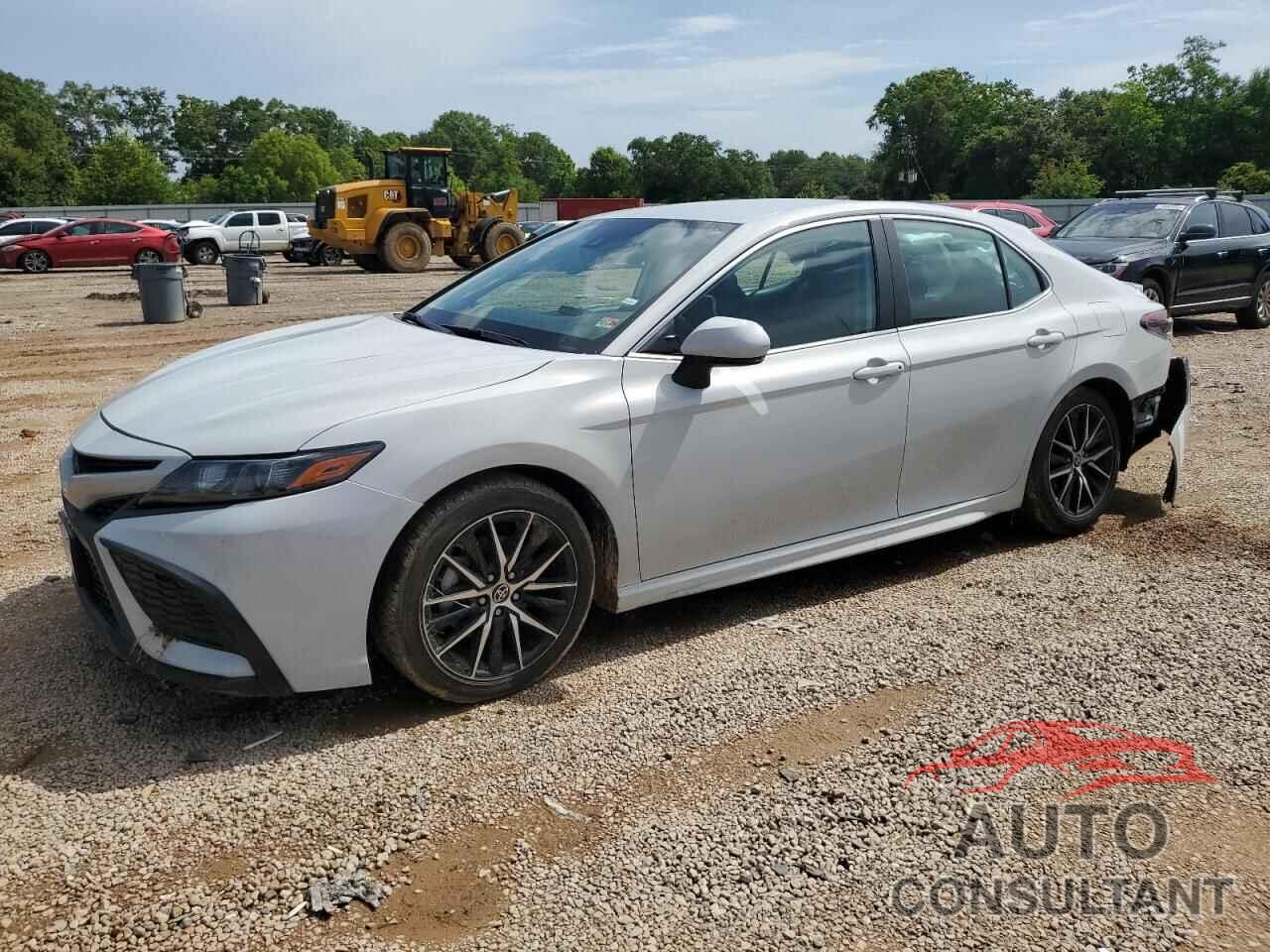 TOYOTA CAMRY 2022 - 4T1G11AK9NU076863
