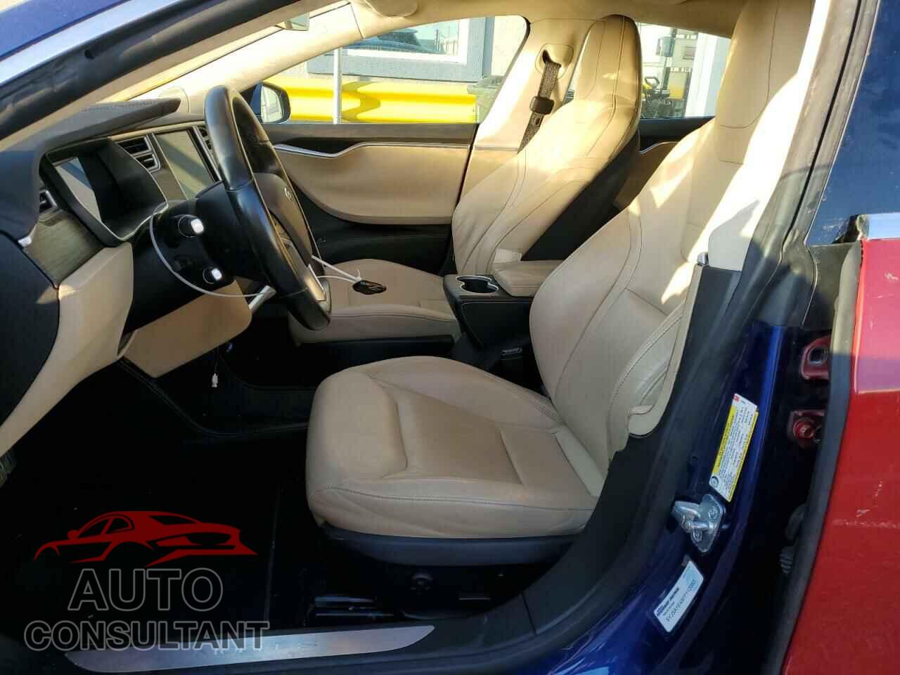 TESLA MODEL S 2015 - 5YJSA1E45FF112083