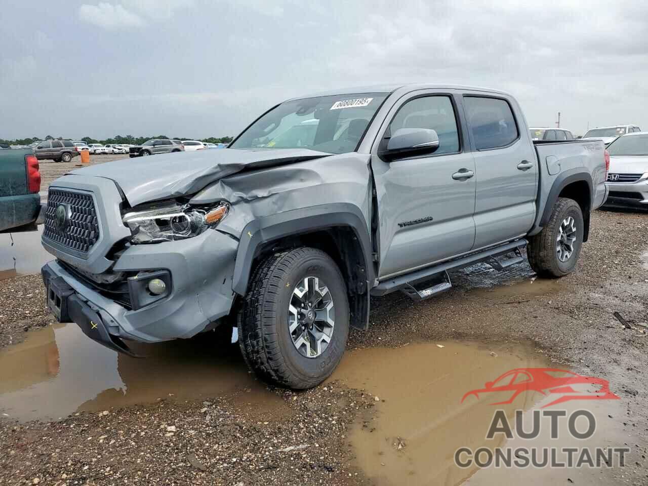 TOYOTA TACOMA 2018 - 5TFAZ5CN4JX054537