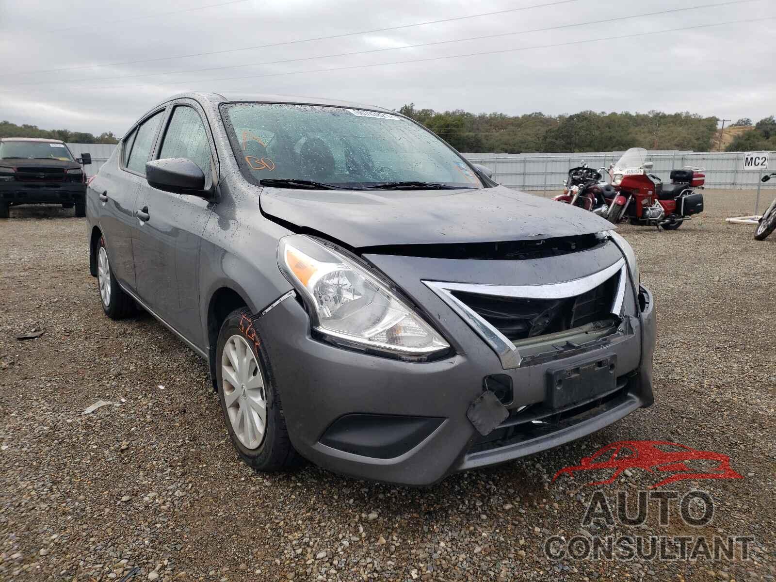 NISSAN VERSA 2019 - 3N1CN7AP3KL817992
