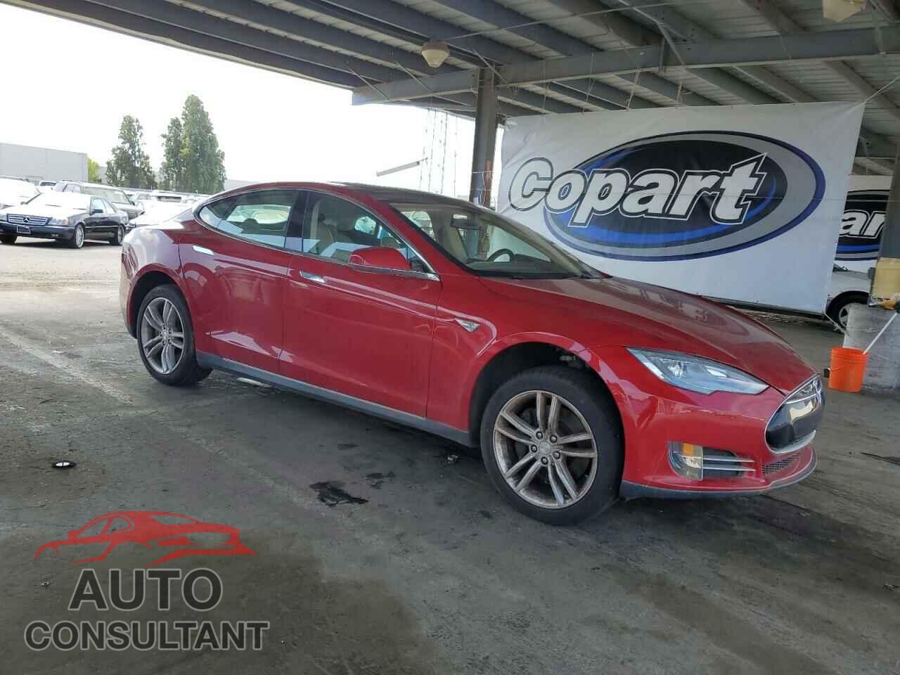 TESLA MODEL S 2013 - 5YJSA1DN9DFP09597