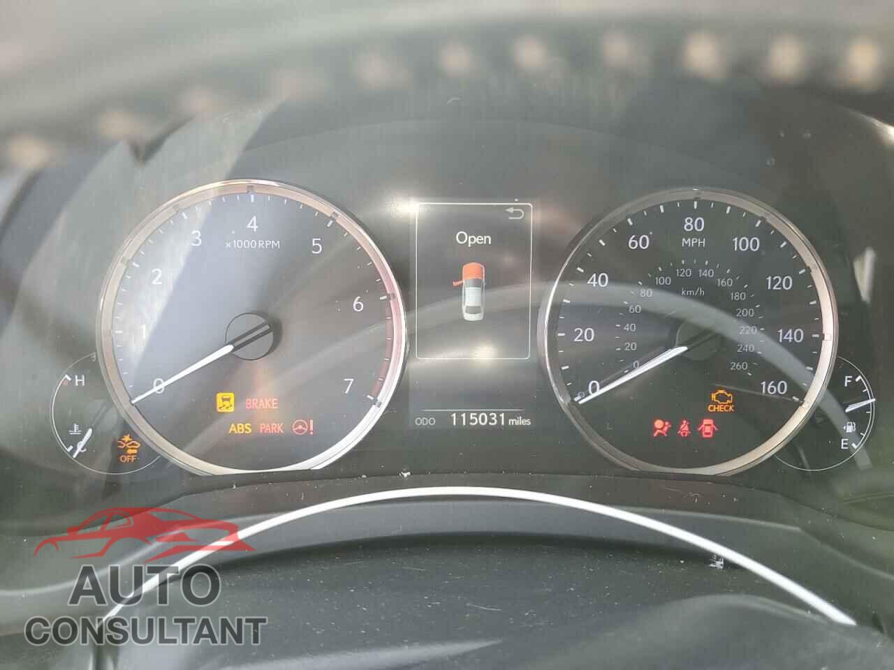 LEXUS IS 2017 - JTHBA1D27H5054576