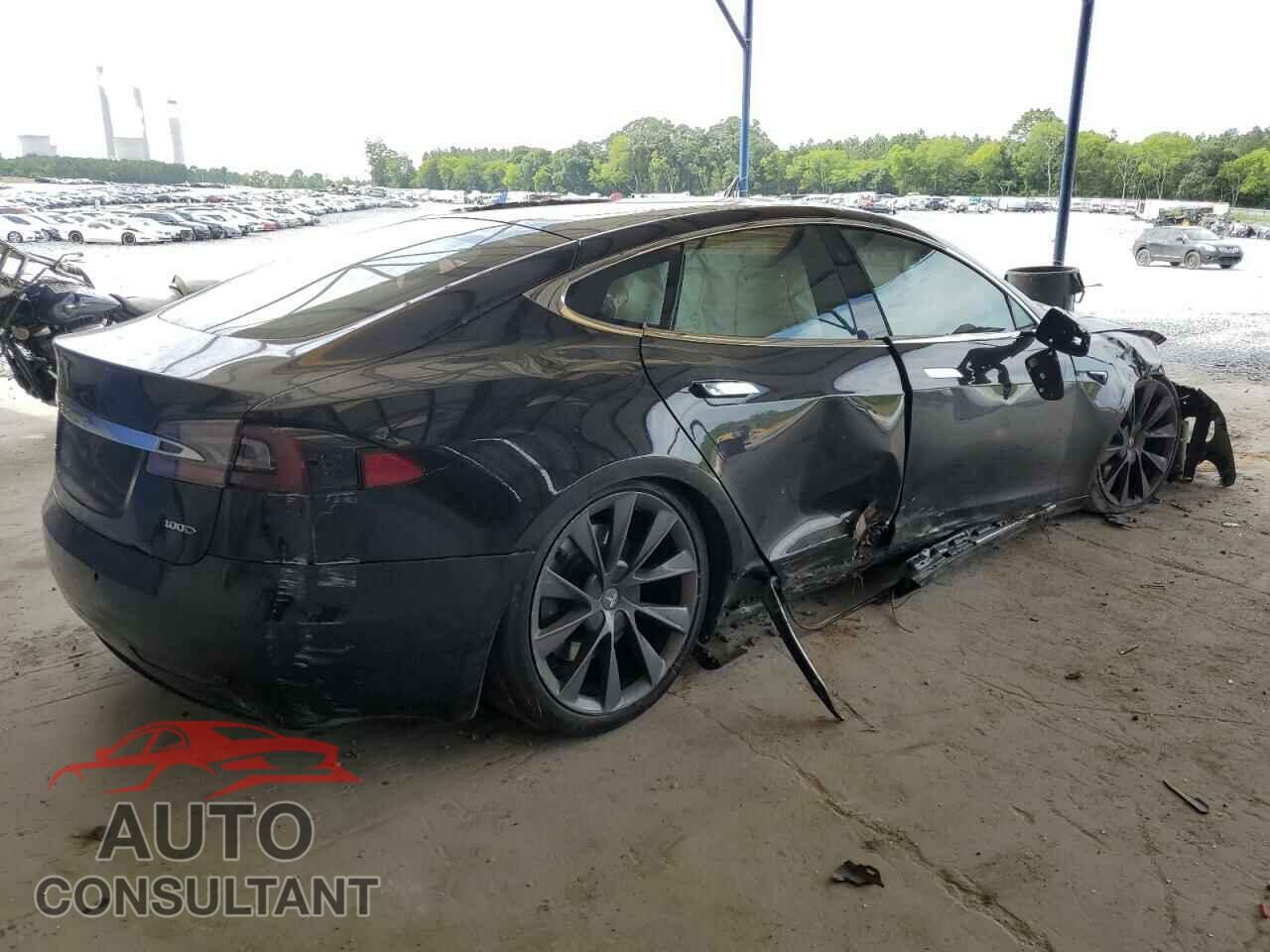 TESLA MODEL S 2019 - 5YJSA1E28KF306129