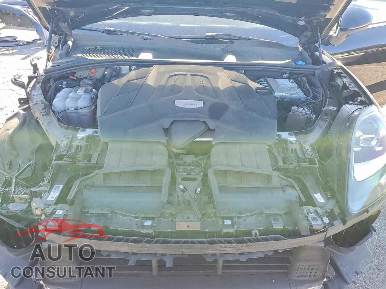 PORSCHE CAYENNE 2023 - WP1AA2AY6PDA01575
