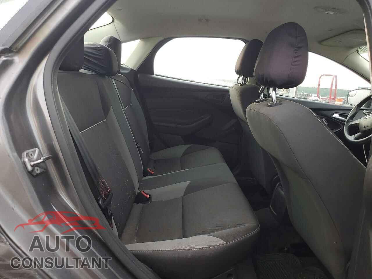 FORD FOCUS 2013 - 1FADP3E24DL206702