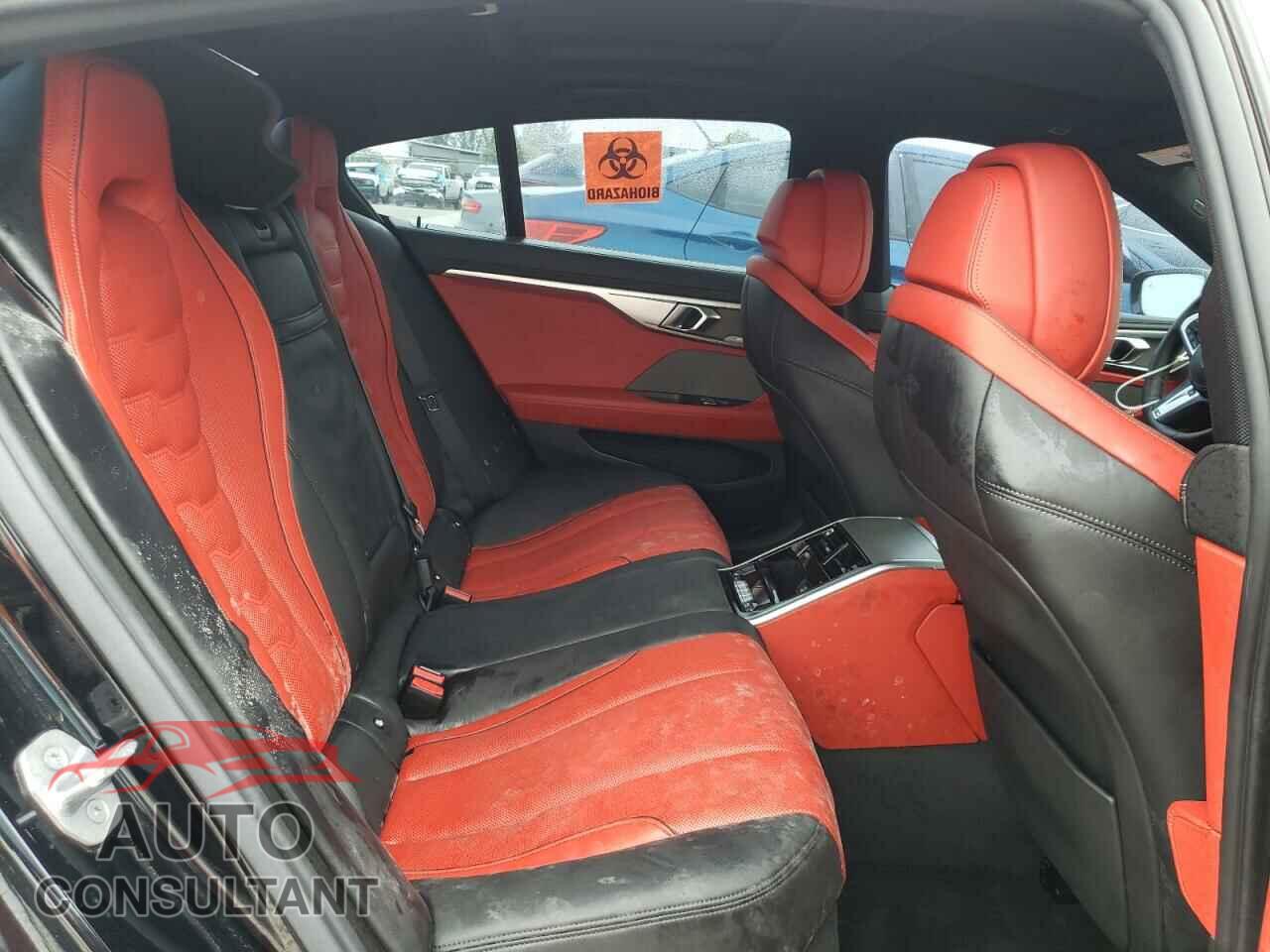 BMW 8 SERIES 2022 - WBAGV2C07NCH63534