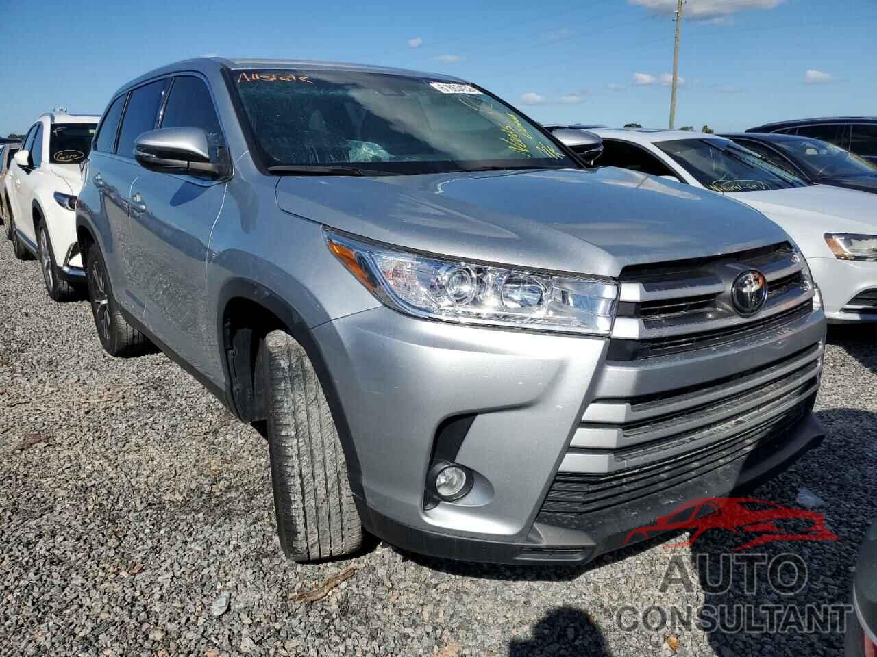 TOYOTA HIGHLANDER 2019 - 5TDZZRFH9KS369468