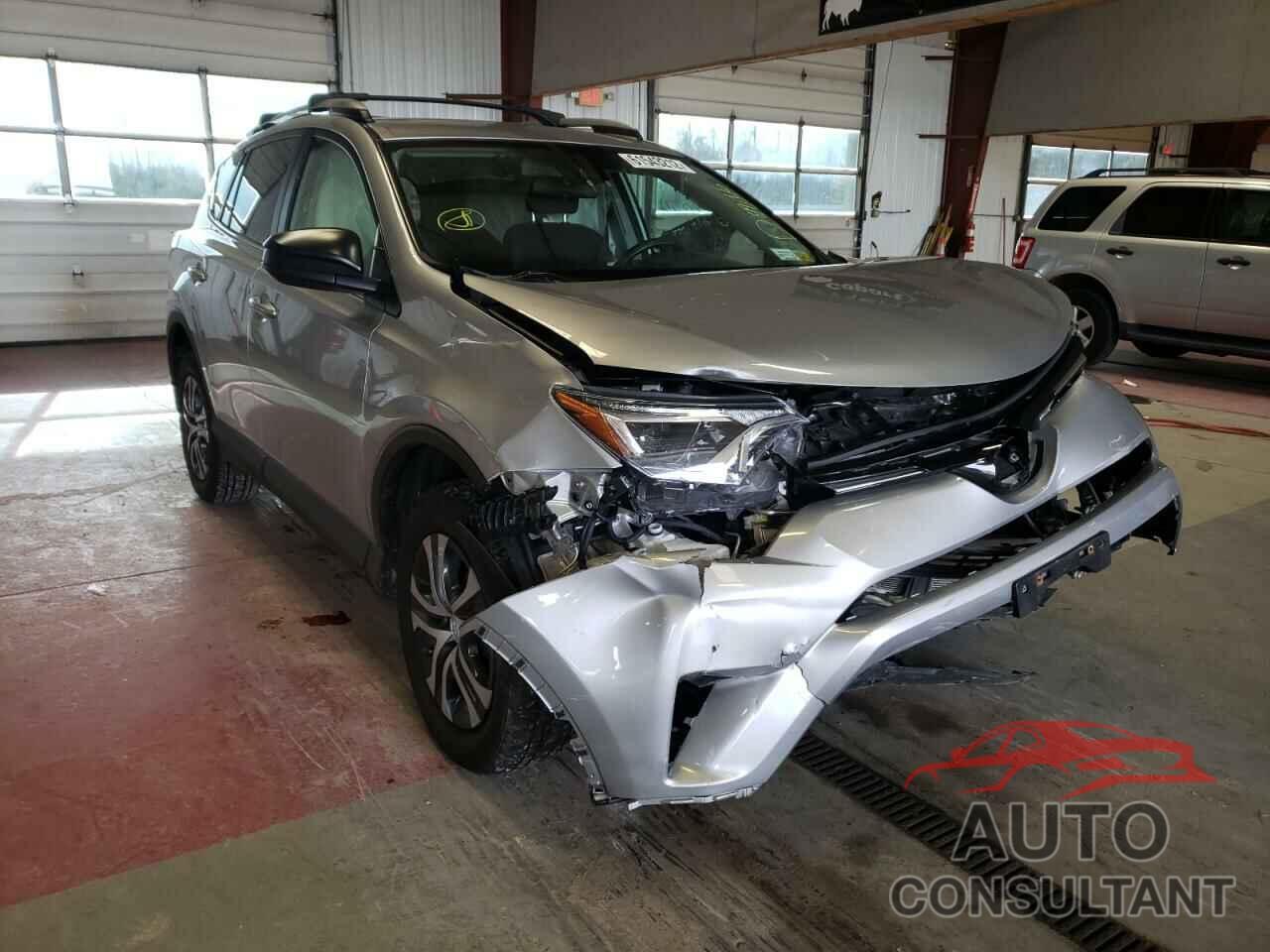 TOYOTA RAV4 2017 - 2T3BFREV3HW588421