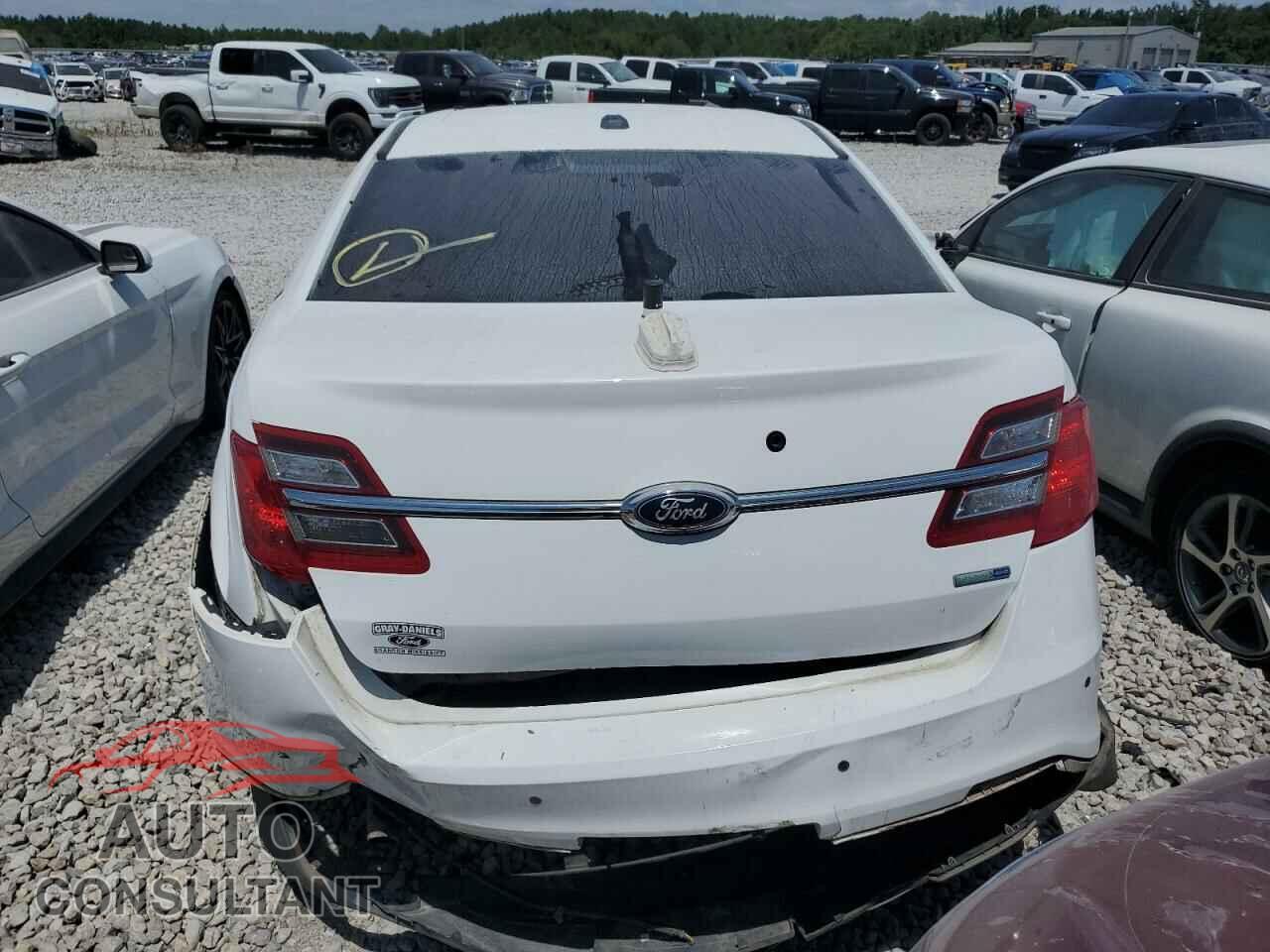 FORD TAURUS 2017 - 1FAHP2MK8HG102872