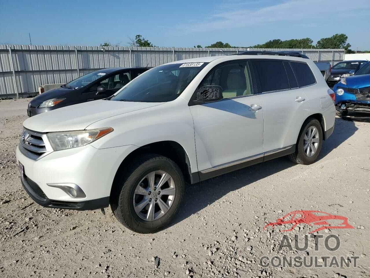 TOYOTA HIGHLANDER 2011 - 5TDBK3EH4BS052167