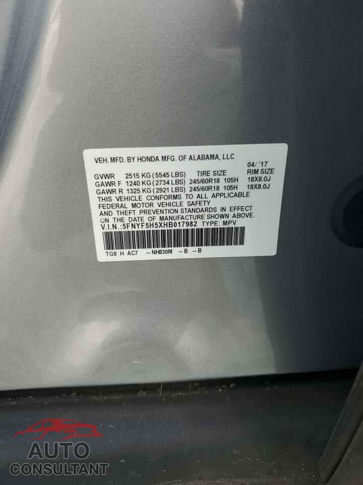 HONDA PILOT 2017 - 5FNYF5H5XHB017982