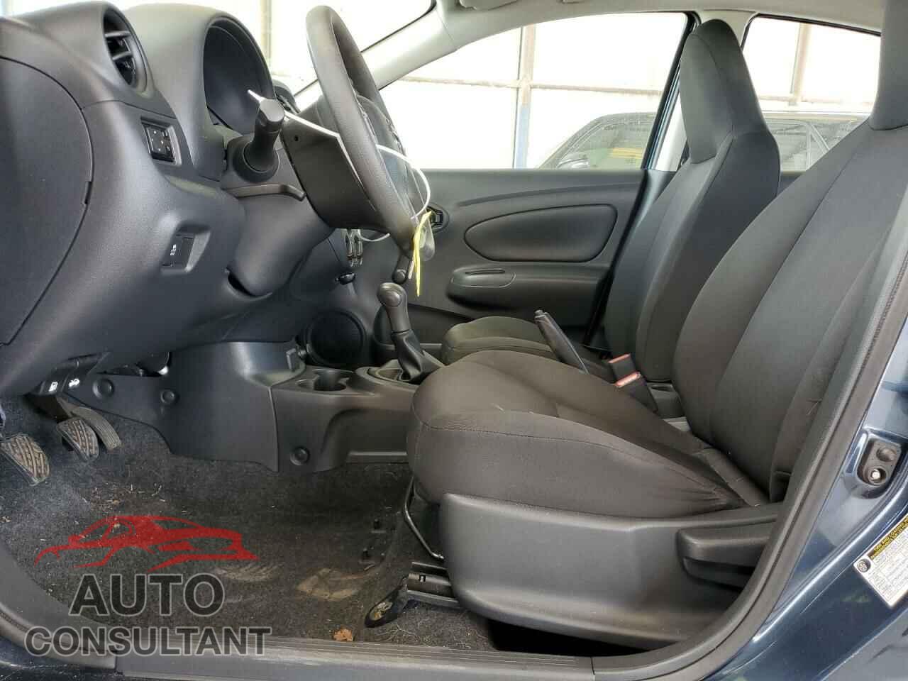 NISSAN VERSA 2017 - 3N1CN7AP1HL843290