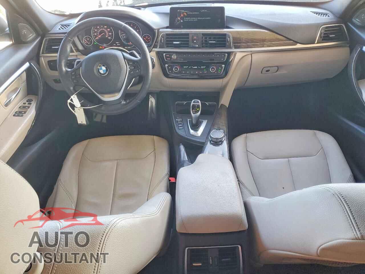 BMW 3 SERIES 2016 - WBA8E9G55GNU28215