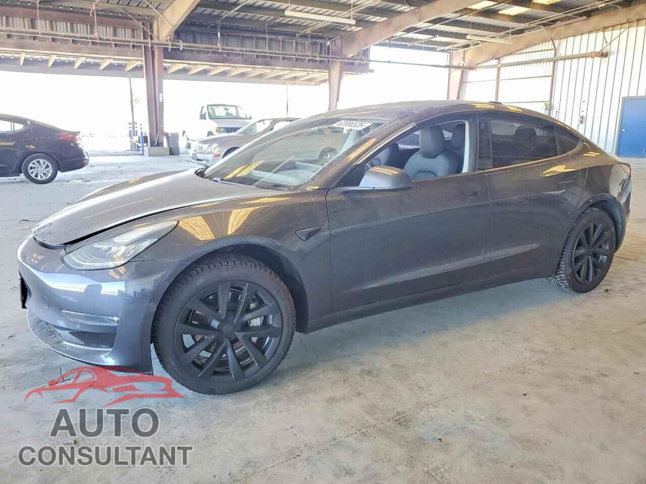 TESLA MODEL 3 2018 - 5YJ3E1EA4JF001323