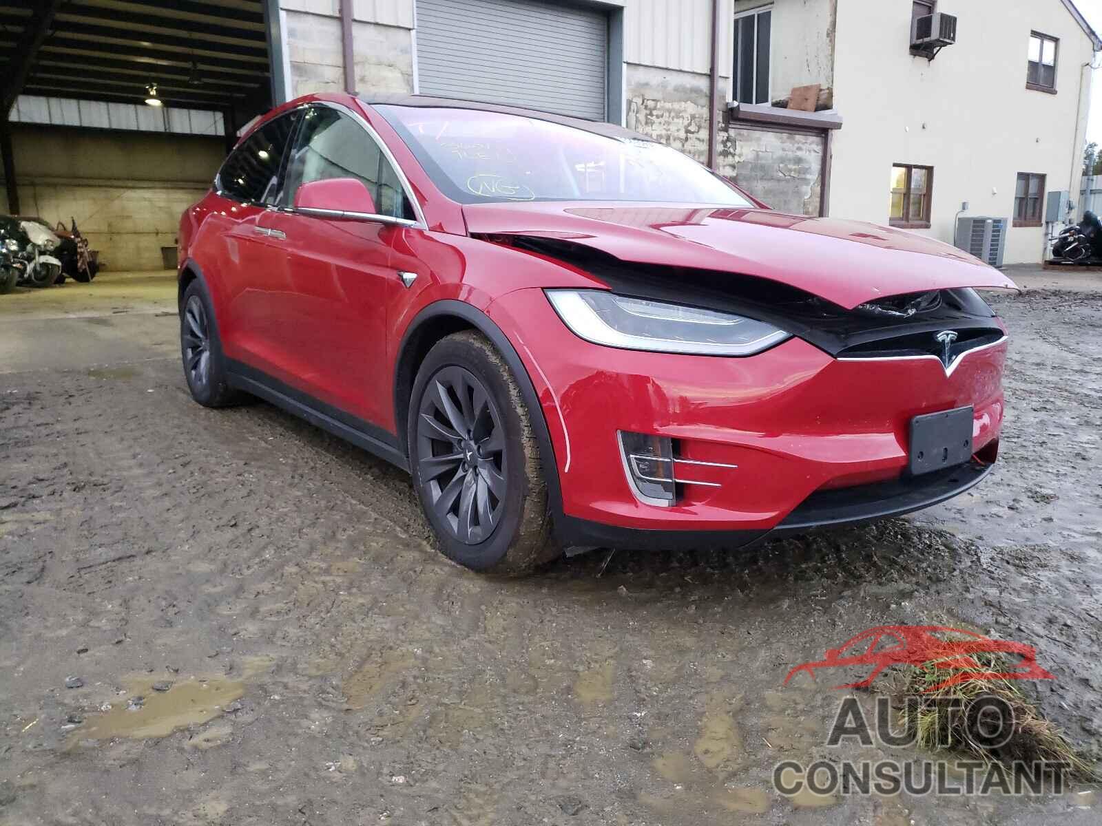 TESLA MODEL X 2017 - 5YJXCDE25HF056813